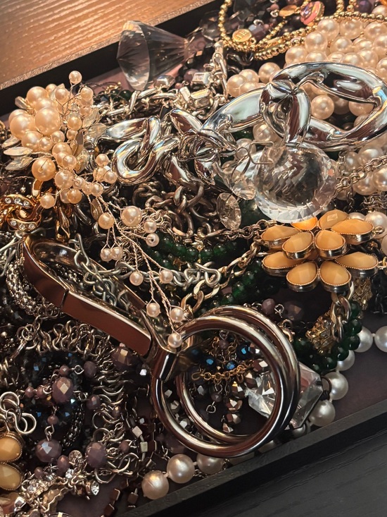 Source Unknown Other - 4lbs. Jewelry Lot. Gold, Silver, Pearl, Chains, Pendants & Beads. #jewelrymaking
